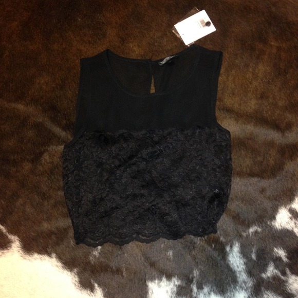 Black dress up crop top
