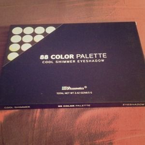 88 COLOR PALETTE COOL SHIMMER EYESHADOW