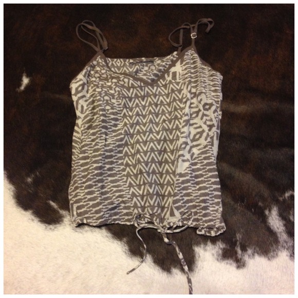Gray and white tribal top