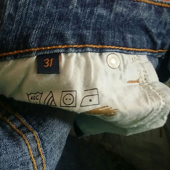 SOLDLong straight faded tiger sratched denim jeans - Picture 4 of 4