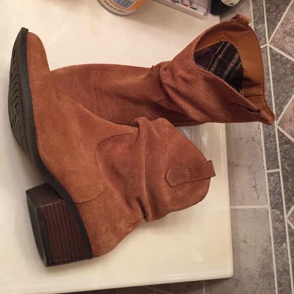 Women's western booties, size 9.5 M, gently worn