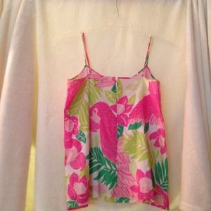 Lilly Pulitzer Tops - Lilly Pulitzer Ports of Caw Parrot Top Size 8 Lilly Pulitzer Tops - Lilly Pulitzer Ports of Caw Parrot Top Size 8