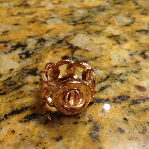 Marc by Marc Jacobs rose gold ring