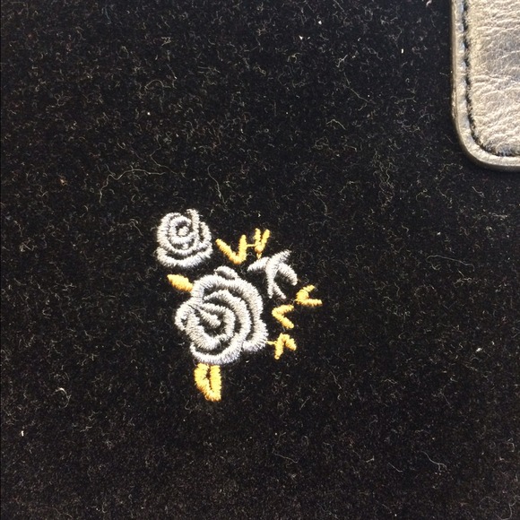 🎉🎊FLASH SALE🎉🎊🎉👛NICA LONDON NEW WITH TAGS 👛 - Picture 4 of 4