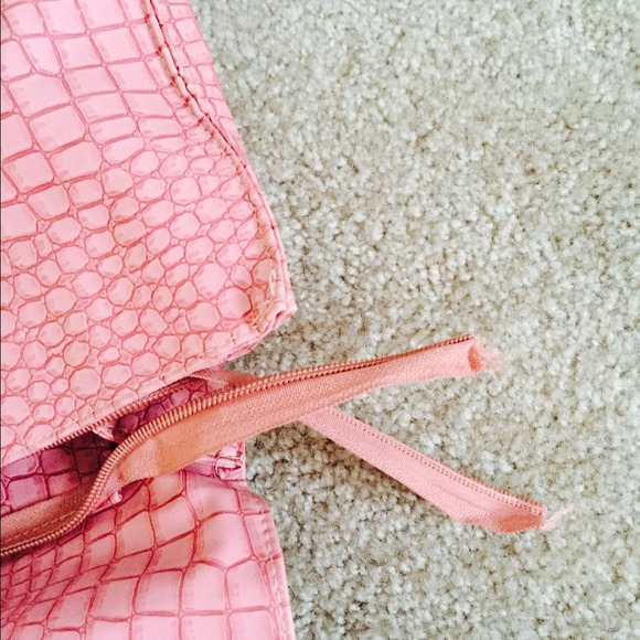 Handbag - Picture 4 of 4