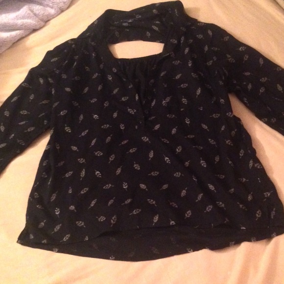 American Eagle Outfitters Tops - DONATED