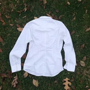 Vineyard Vines Sweaters - 🚫SOLD Blue Seersucker Shep Shirt & White Button-D Vineyard Vines Sweaters - 🚫SOLD Blue Seersucker Shep Shirt & White Button-D