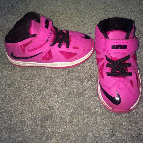 Toddler Lebron sneakers