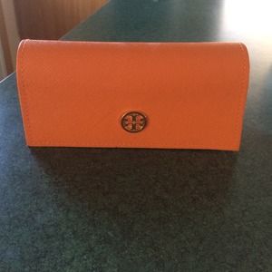 Tory Burch glasses case