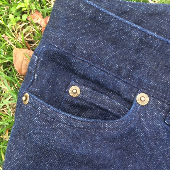 Vineyard Vines Nantucket Dark Wash Jeans - Picture 4 of 4