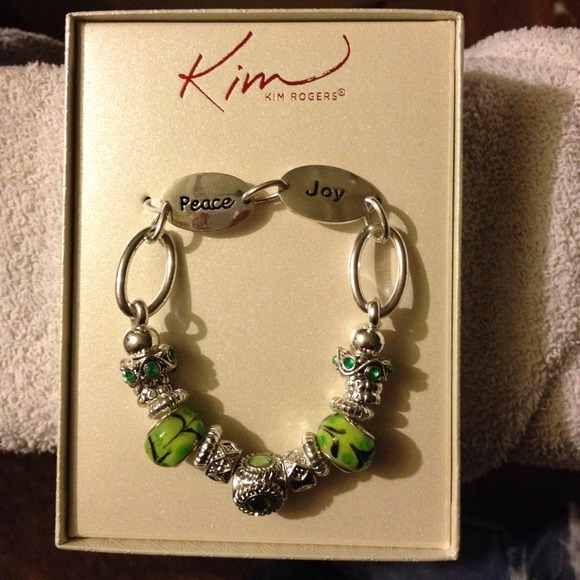 Peace and Joy bracelet - Picture 1 of 2