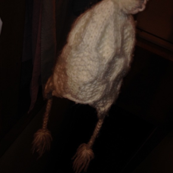 White Op winter hat - Picture 2 of 3