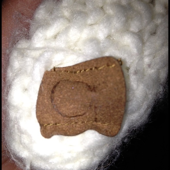 White Op winter hat - Picture 3 of 3