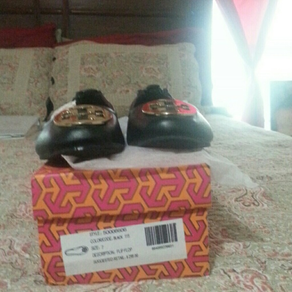 NEW PRICE TORY BURCH FLATS