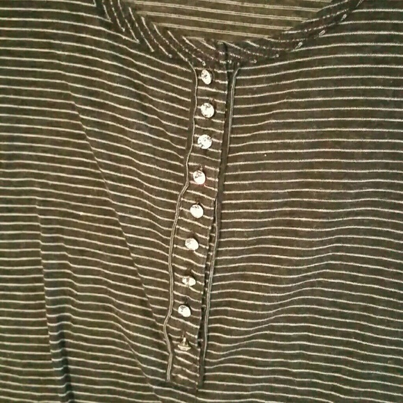 Striped top - Picture 2 of 3