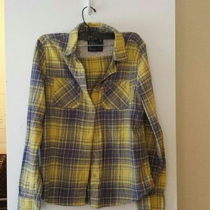 American Eagle button down shirt