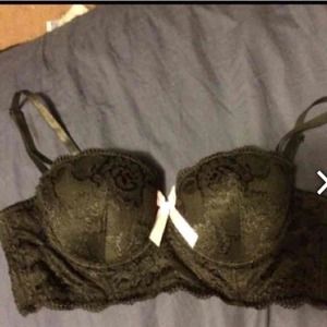 Black lace bra
