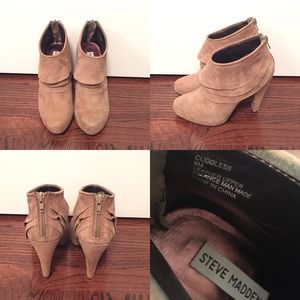 Steve Madden Cuddless Booties- Taupe