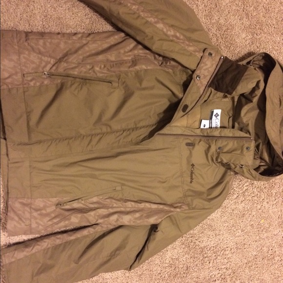 Columbia all weatherproof jacket
