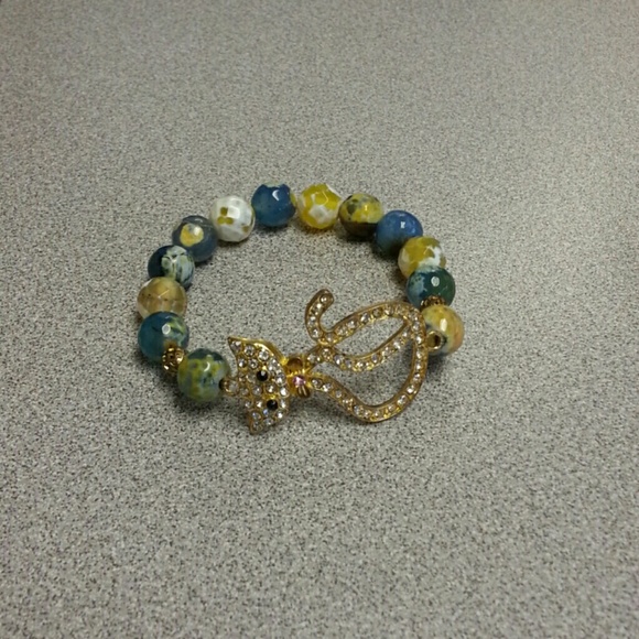Hello kitty natural stone Bracelet....