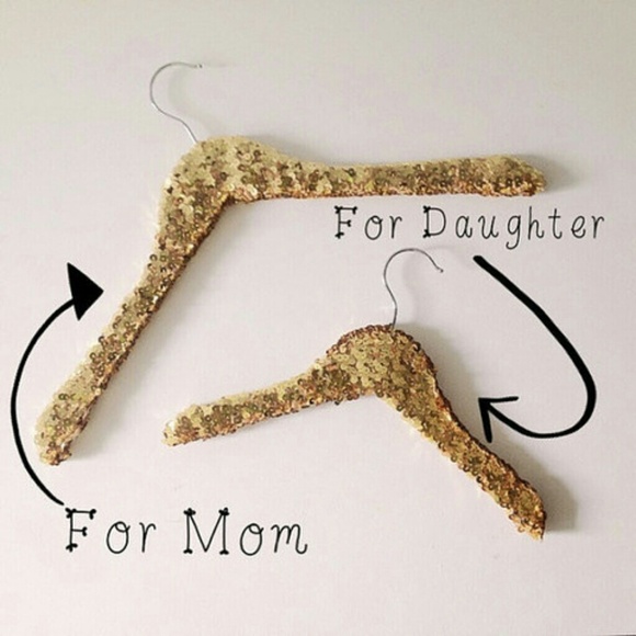 Make an offer on all 28 hangers