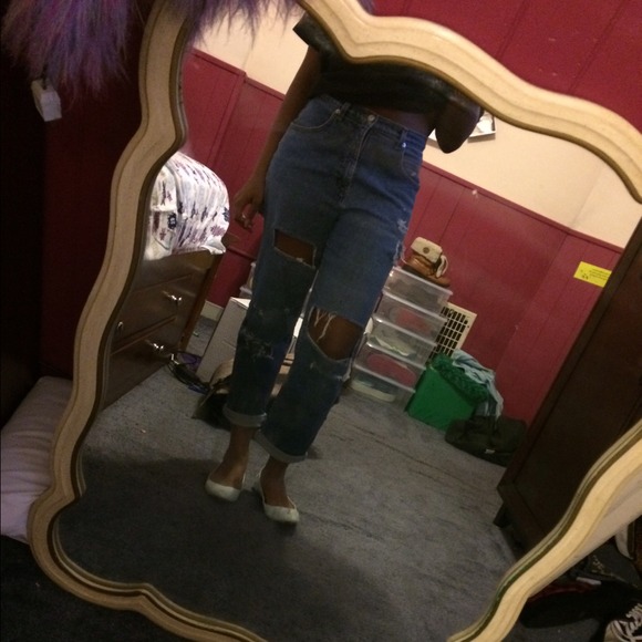 Mom jeans ๐ - Picture 2 of 3