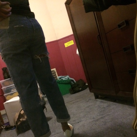 Mom jeans ๐ - Picture 3 of 3