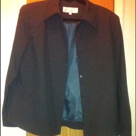 2 piece suit, charcoal color. NWT