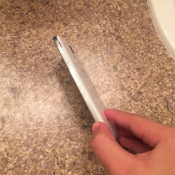 Samsung Galaxy S4 - Picture 3 of 3