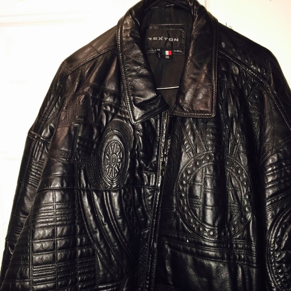 🚨🚨🚨GENUINE ITALIAN LEATHER JACKET.....