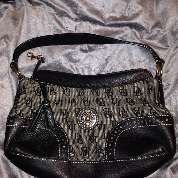 Dooney & Bourke bag