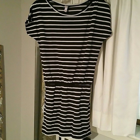 Black and white dress