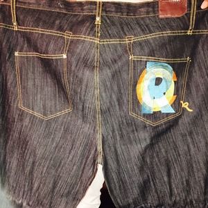MENS ROCAWEAR..... BRAND NEW JEANS