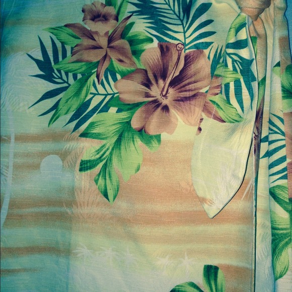 Tommy bahama top an skirt set - Picture 2 of 4