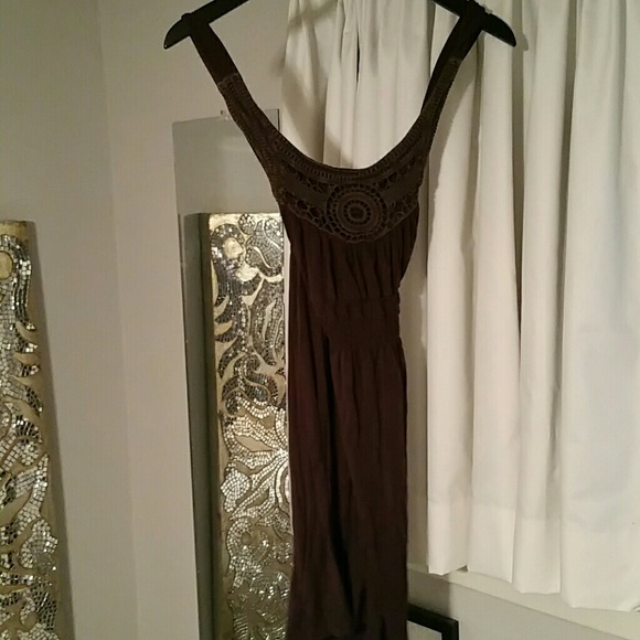 Brown dress
