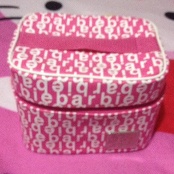 Cosmetic bag with mirror.