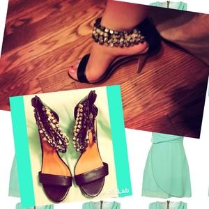 4 inch Bakers heeled sandals.