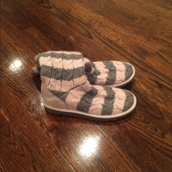 UGGS AUSTRALIA PINK & GREY SOCK KNIT BOOTS