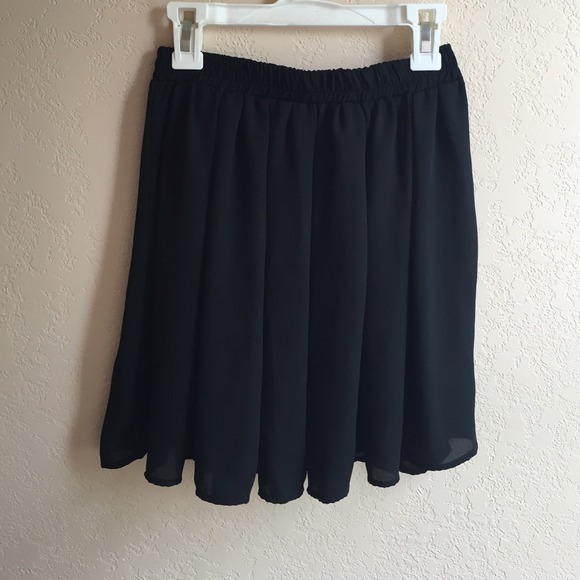 Brandy Melville Heather Skirt