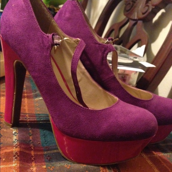 Guess maryjane pumps
