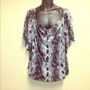 east 5th Woman Snakeskin Print 3X