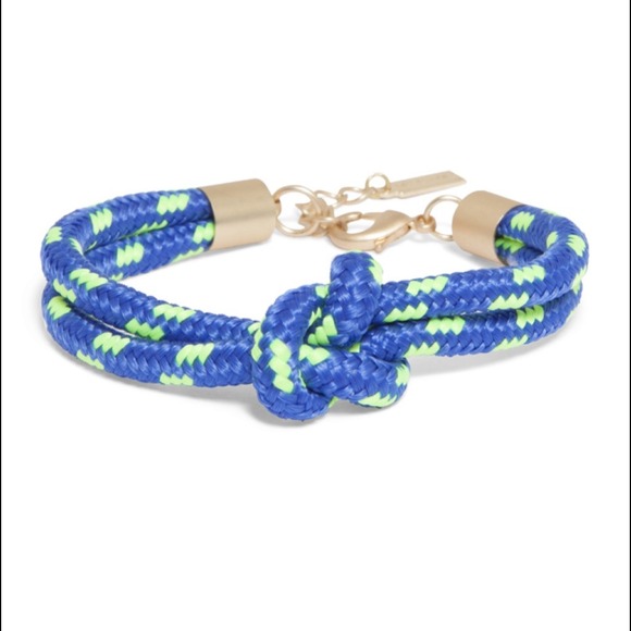 Jewelry - Knot Bracelet
