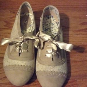 Cute oxford style shoes