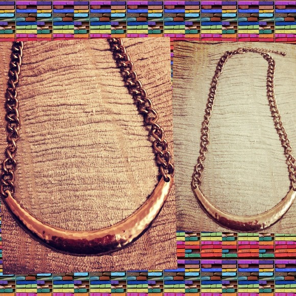 Crescent design, gold-tone necklace."Host Pick"