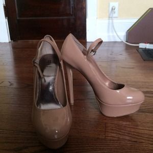 Nude Mary Jane pumps bakers