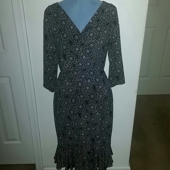 Dress Barn black and white dress size 10