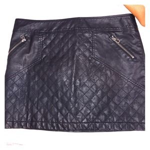 BCBG Generation Quilted leather skirt
