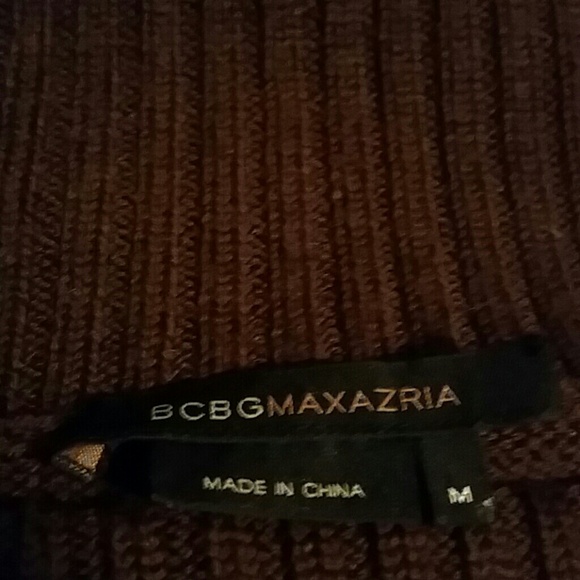 Oversized turtleneck sweater NWOT - Picture 2 of 2