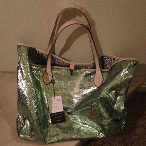 Authentic Sorial Holiday Tote!