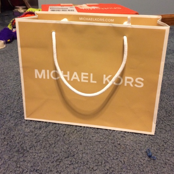 Michael kors shopping bag